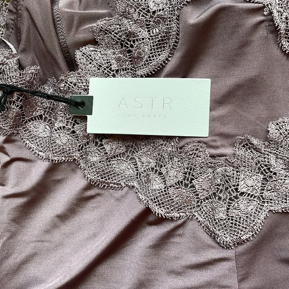 ASTR The Label Lace Inset Bodysuit NWOT - Picture 5 of 7